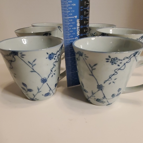 Set Of 6 Cute Blue Speckled Floral Cups - Picture 6 of 6